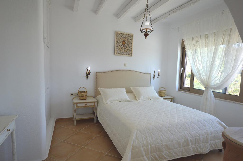 Bianca Suite & Home Psinthos Habitación foto